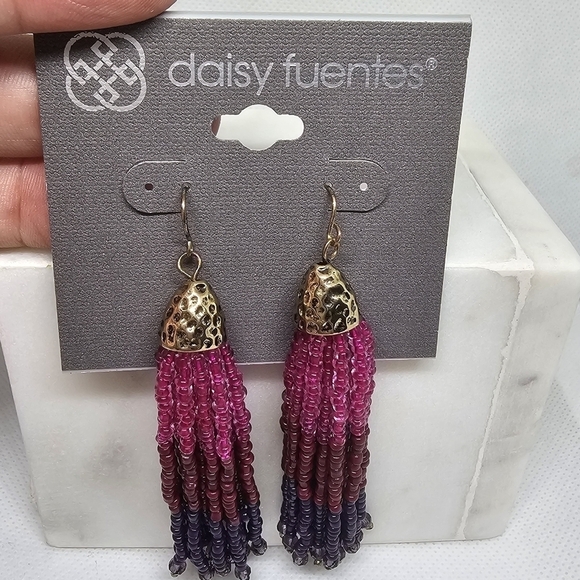 *5$ in bundle*Daisy Fuentes Earrings Goldtone Purple Bead Tassel Earrings - Picture 2 of 3